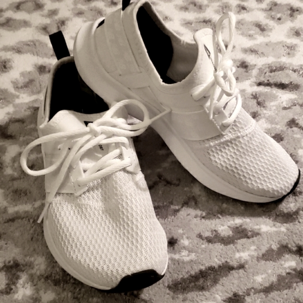 Nwot New Balance Fuelcore Nergize Sport
